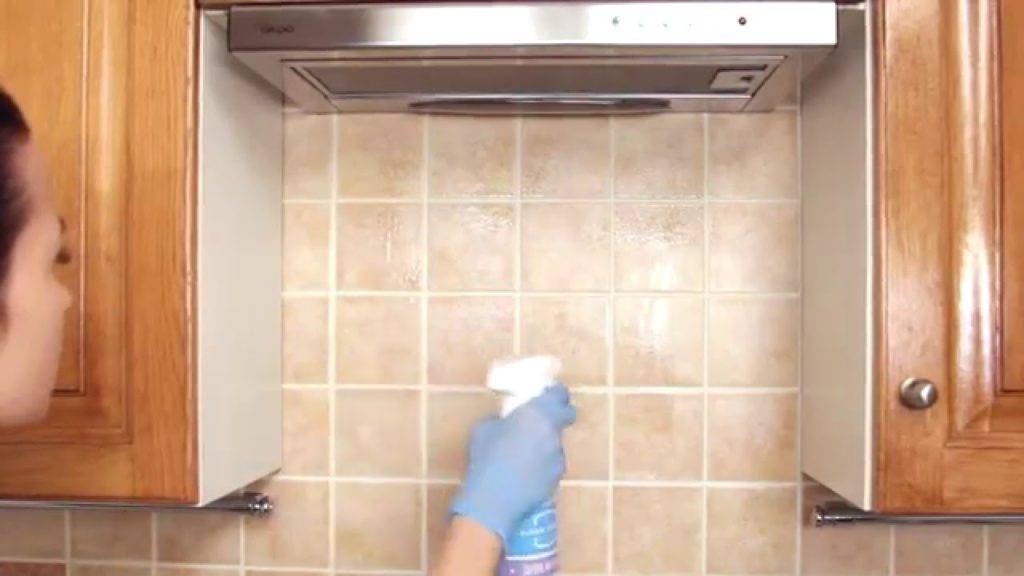 Как отмыть кафель на кухне от жира народными средствами и химией, фото и видео | mirnadivane.ru
