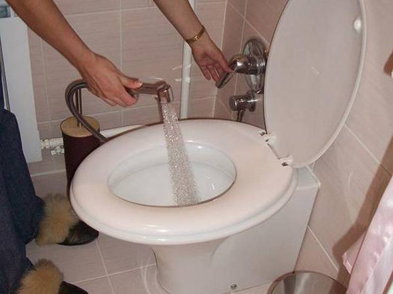 Гигиенический душ для унитаза: какой выбрать и как установить