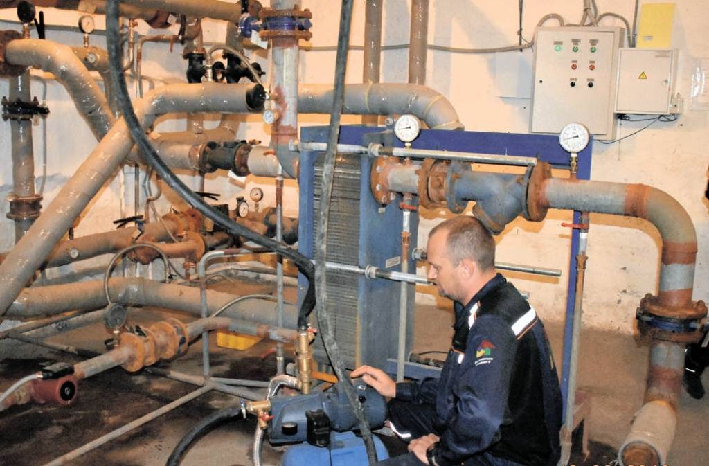 Опрессовка системы водоснабжения: подготовка, оборудование и порядок проведения