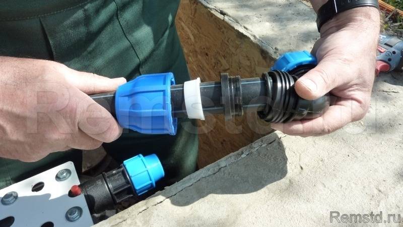 Как соединять трубы пвх: чем соединить пластиковые трубы для водопровода, как собирать водопроводные трубы между собой