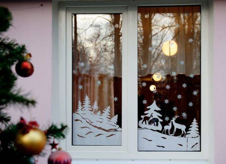 Как украсить окна на новый год – 70 фото и 9 классных способов