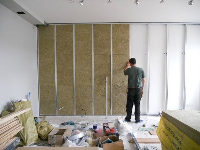 Шумоизоляция стен в квартире – современные материалы: виды и самостоятельный монтаж