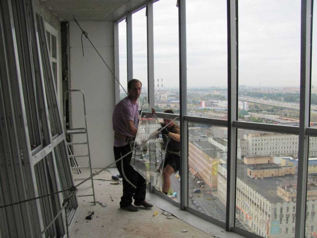 Как правильно утеплить балкон или лоджию с панорамным остеклением