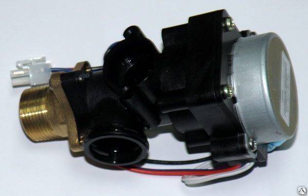 Трехходовой клапан смесительный для системы отопления с терморегулятором