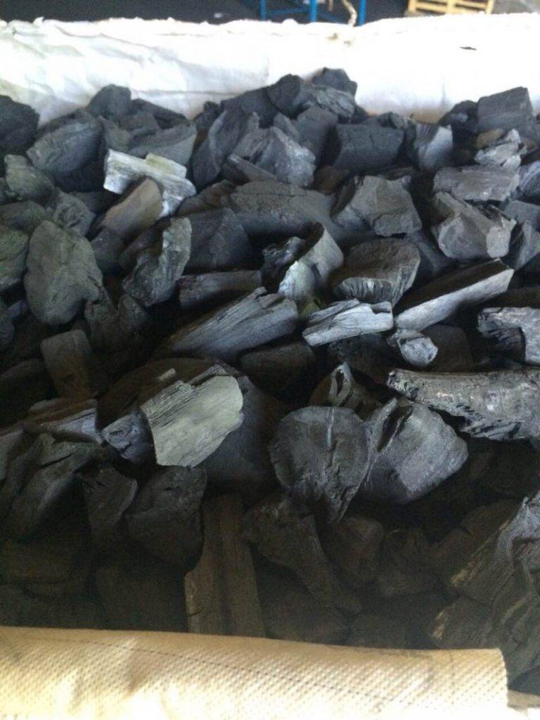 Древесный уголь как удобрение: советы по применению