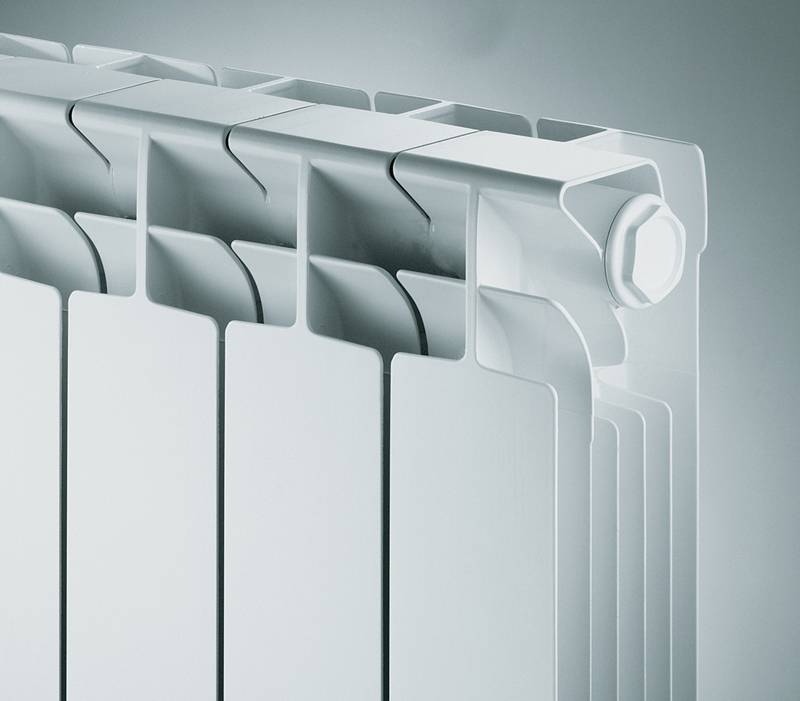 Чем отличаются алюминиевые радиаторы от биметаллических и как их отличить?