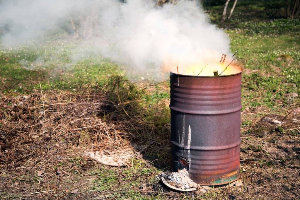 Кирпичная печь для сжигания мусора