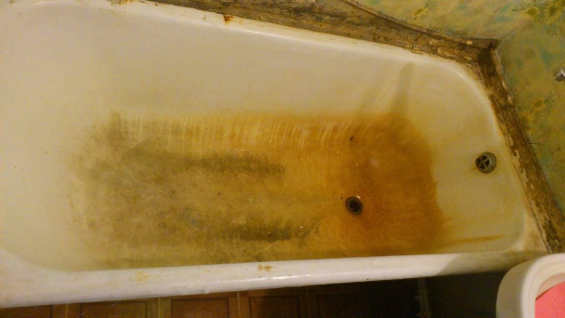 Чем отмыть кафельную плитку в ванной от известкового налета