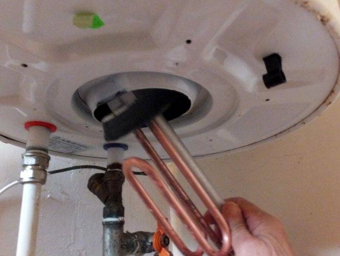 Как выполнить ремонт водонагревателя аристон своими руками