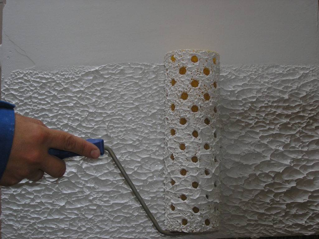Штукатурка по пеноплексу: как штукатурить снаружи и внутри помещения, какая отделка лучше, можно ли покрасить утепленный фасад, а также поэтапная технология оштукатуривания