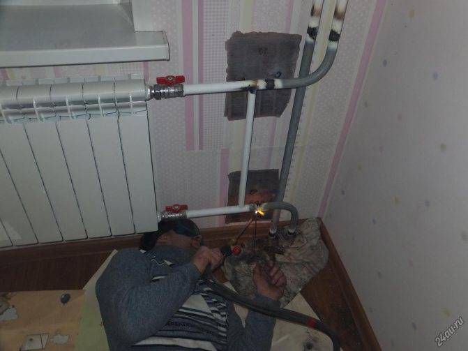Ответственные лица за ремонт и замену стояков отопления в квартире мкд