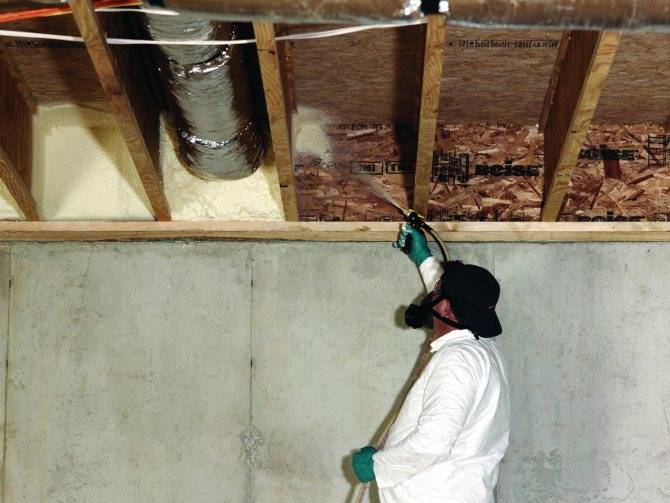 Как правильно шпаклевать потолок под покраску