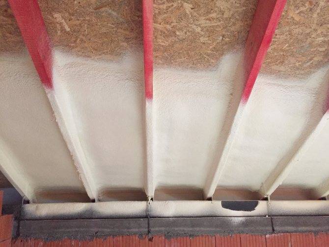 Можно ли утеплить потолок пенопластом?