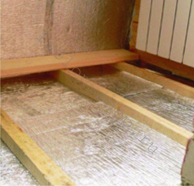 Утеплитель с фольгой для пола в деревянном доме. состав и свойства фольгированного материала