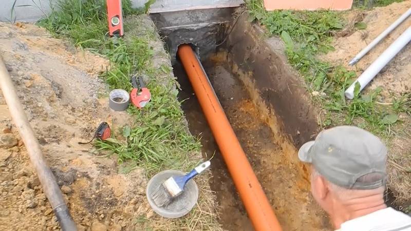 Утепление канализационных труб наружной канализации: выбор материала и монтаж своими руками