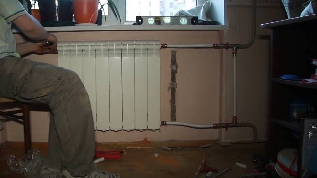 Крепление биметаллических радиаторов к стене - всё об отоплении и кондиционировании