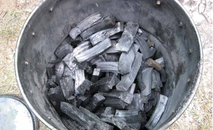 Как сделать древесный уголь в домашних условиях? изготовление древесного угля своими руками – как сделать смесь для гриля в в домашних условиях как делают древесный уголь