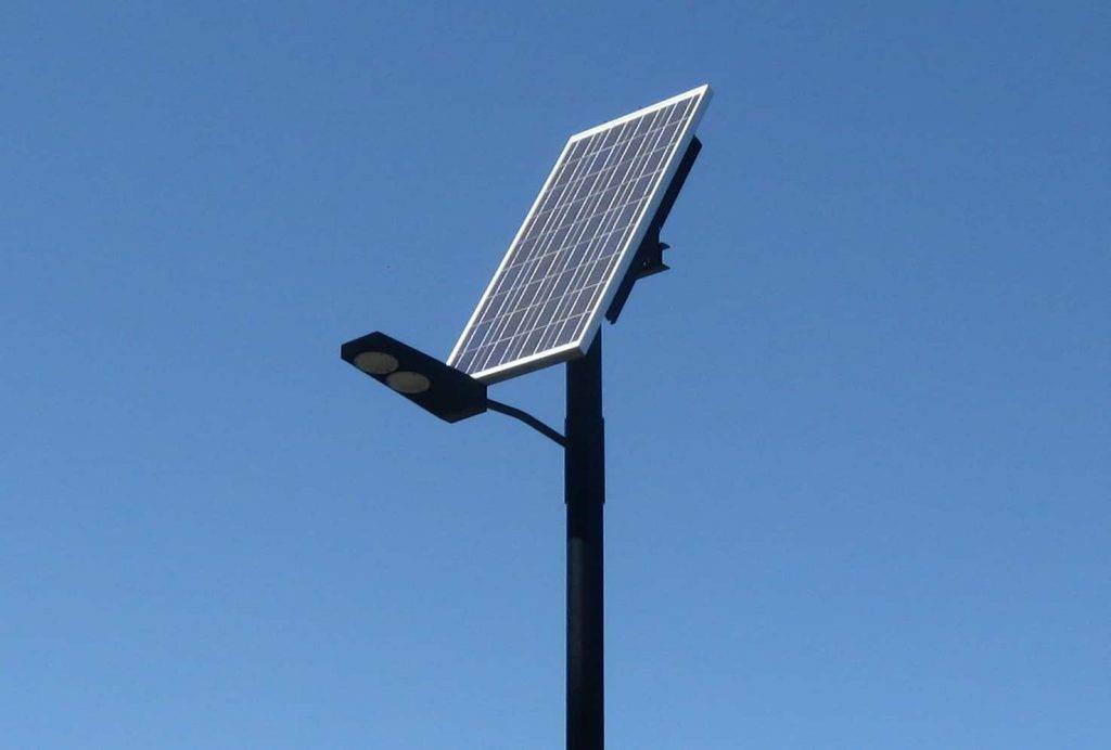 Уличное освещение на солнечных батареях: подбор оборудования, нюансы использования
